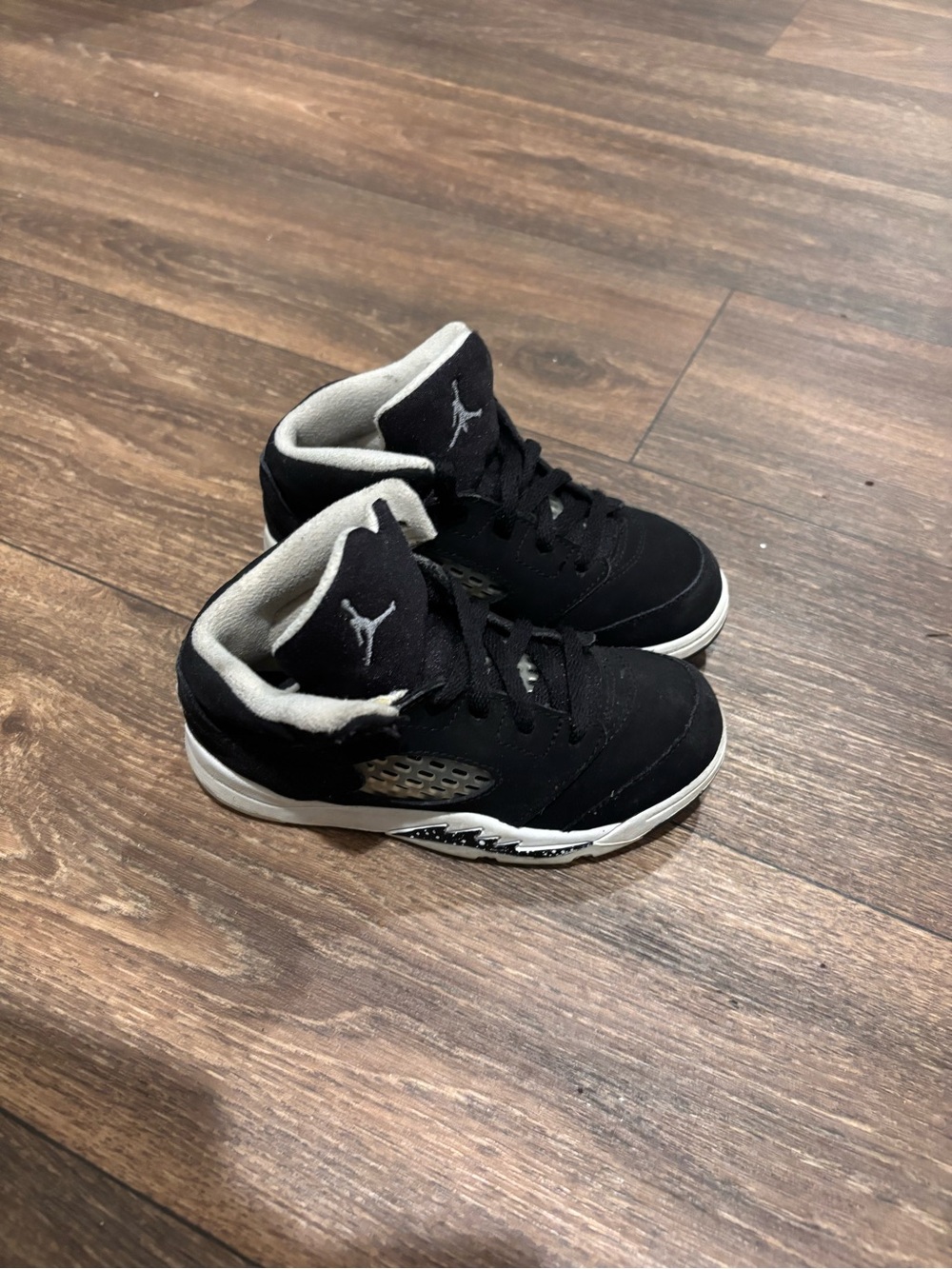 Jordan Kids Black and White Mid-Top Sneakers 9C